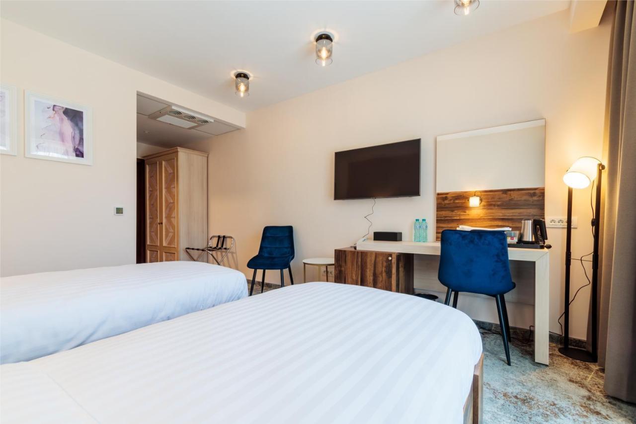 River Hotel & Spa Călimăneşti Εξωτερικό φωτογραφία